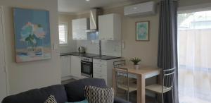 Rose Apartments Unit 6 Central Rotorua-Accommodation & Spa