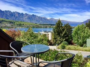 Quintessential Queenstown Cottage, Panoramic Views