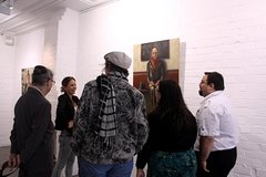 Join the locals: 2-Hour Auckland Dealer Art Gallery in Auckland