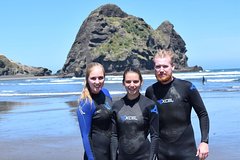 Full-Day Piha and Waitakere Eco-Tour with Surf Lesson from Auckland