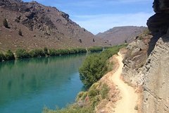 Full-Day Roxburgh Gorge Cycle Tour from Queenstown