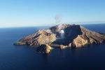 Shore Excursion: Fly by Plane or Helicopter over Volcano's with Kiwifruit Orchard Cart Tour