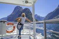 Milford Sound Cruise with Optional Bus Tour