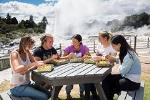 Te Puia Maori Cultural Tour and Steambox Lunch