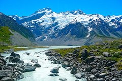 Mount Cook Private Day Tour via Lake Tekapo including Lunch